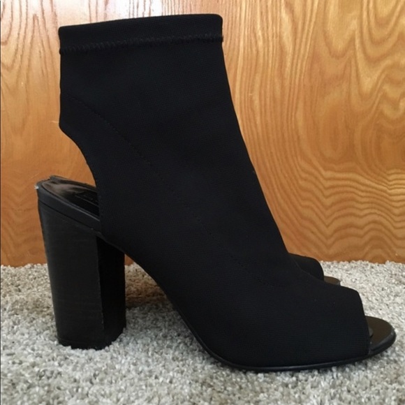 Steven by Steve Madden Sybil Bootie - Picture 2 of 4